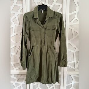 BCBGeneration Button-Up Dress in XS